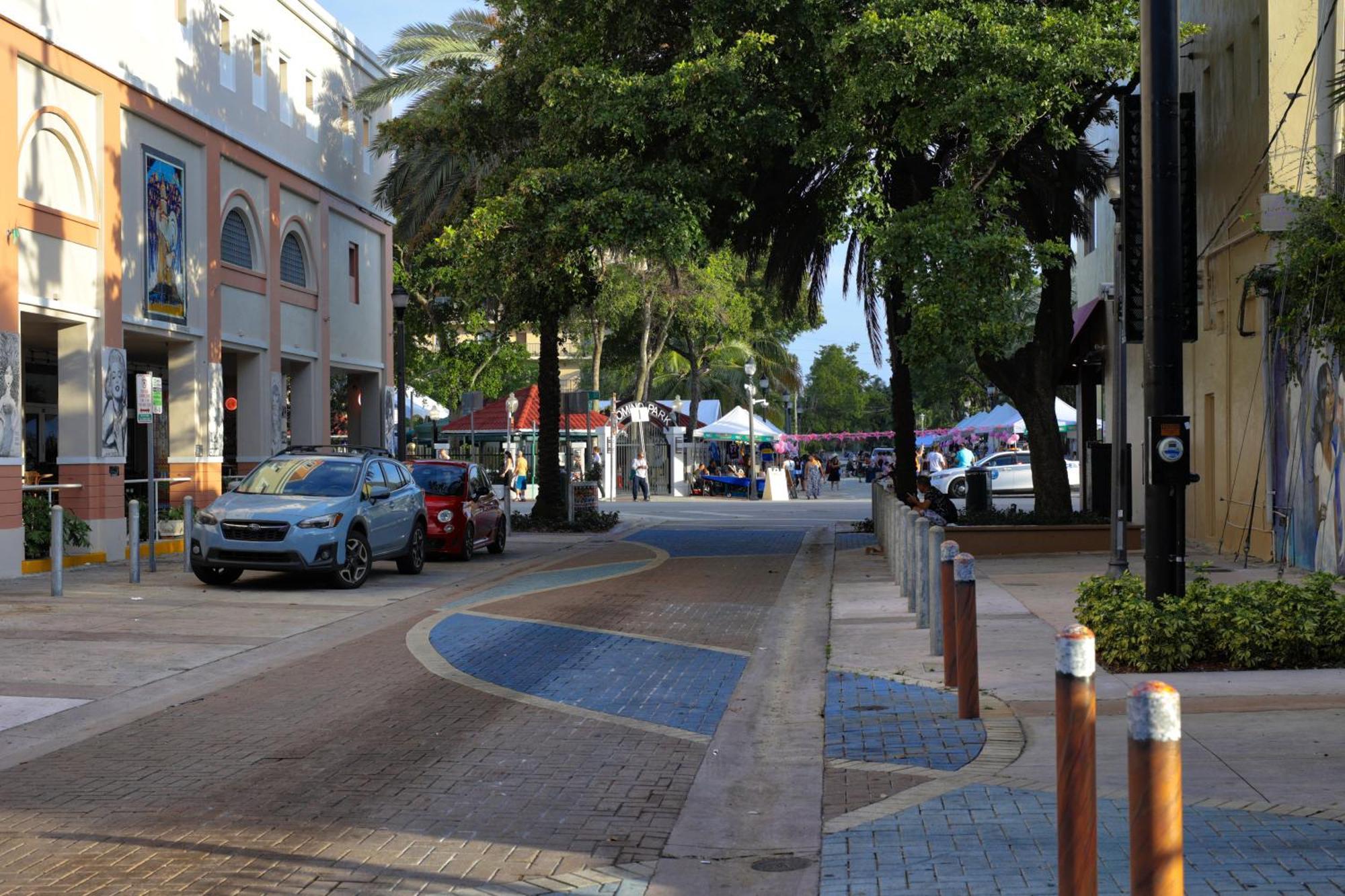 Tower Hotel Little Havana Miami Exterior photo